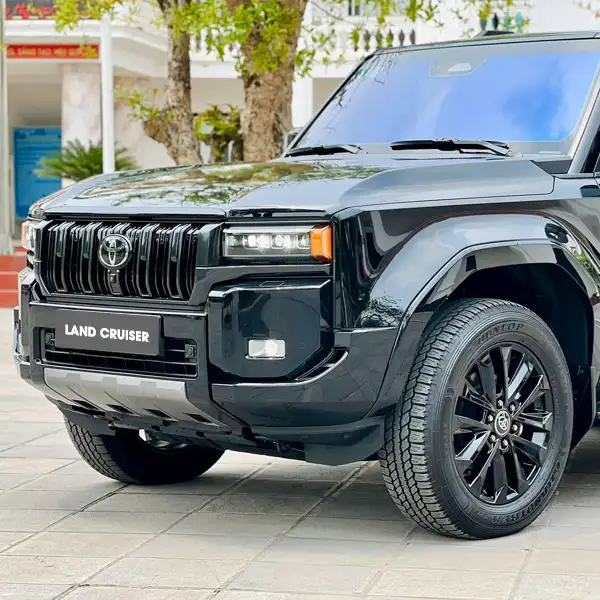 land-cruiser-2025-1-1.webp