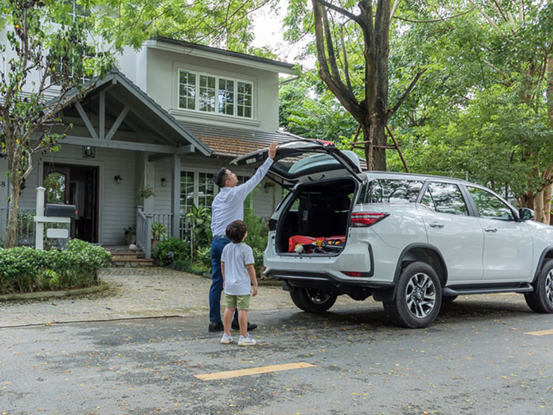 outdoor-toyota-fortuner-2023-2024-toyota-thai-hoa-tu-liem-1.jpg