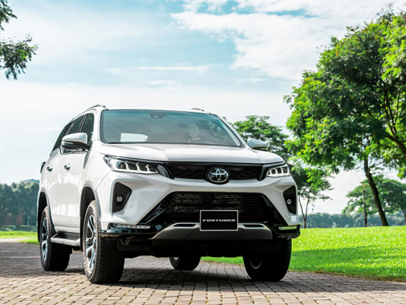 outdoor-toyota-fortuner-2023-2024-toyota-thai-hoa-tu-liem-4.jpg